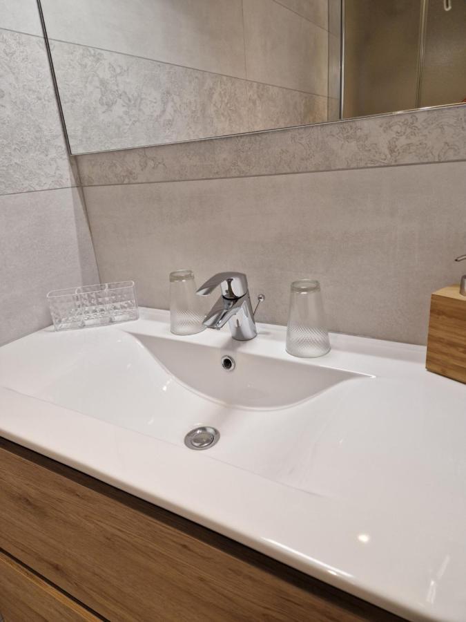 Hipster Suites - Chez Axelle - กอลมาร์ ภายนอก รูปภาพ